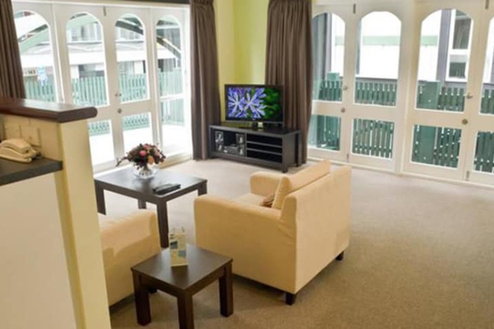 Room 15 of 21