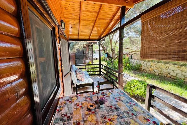 Terrace/Patio 30 of 48