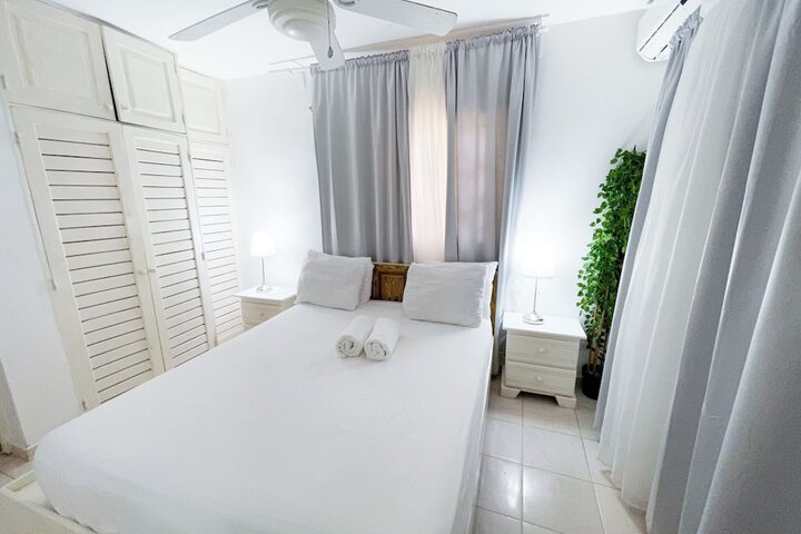 Room 29 of 267