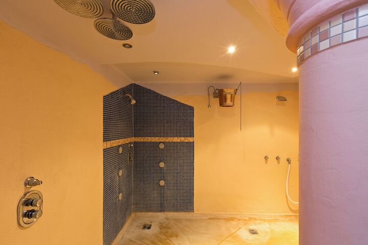 Relaxing Spa