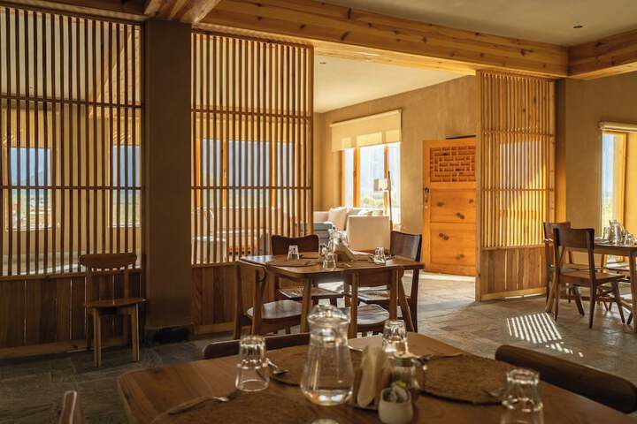 Dining 63 of 121