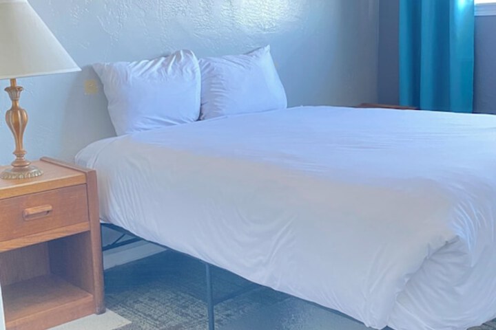 Room 18 of 39