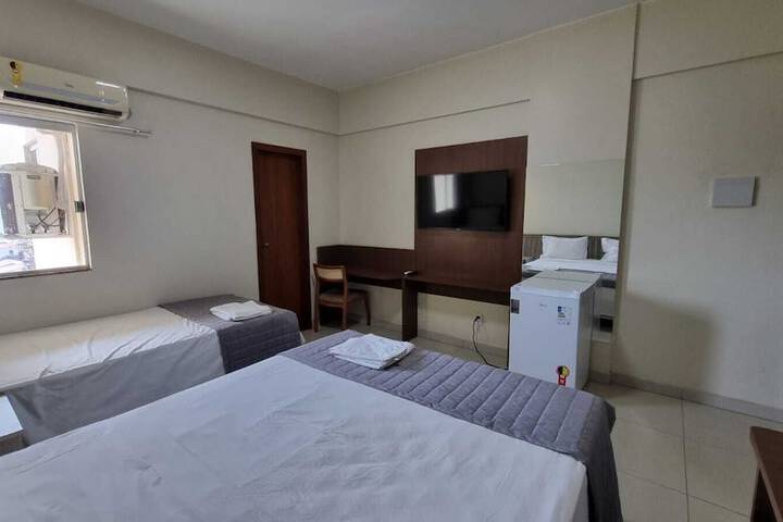 Room 8 of 19