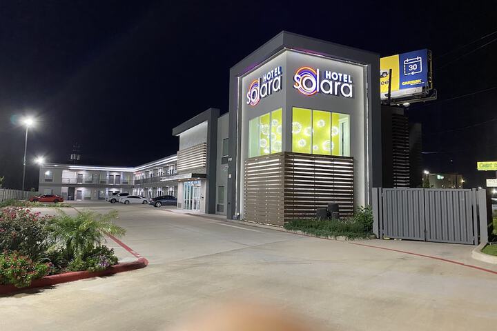 Image of Hotel Solara Hobby Airport
