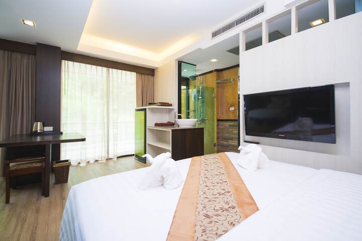 Room 19 of 119