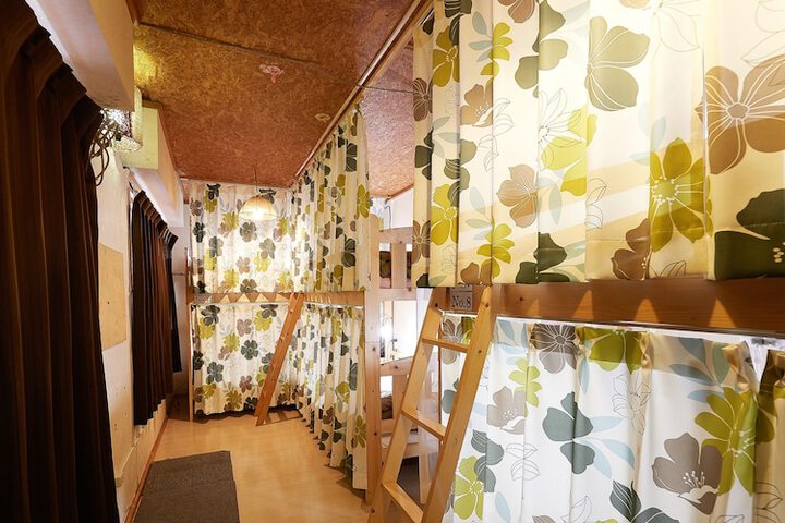 Room 30 of 75