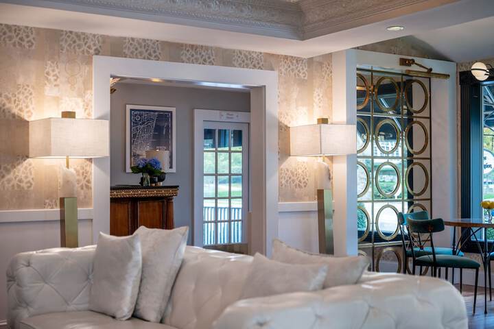 Hotel Interior 4 of 59