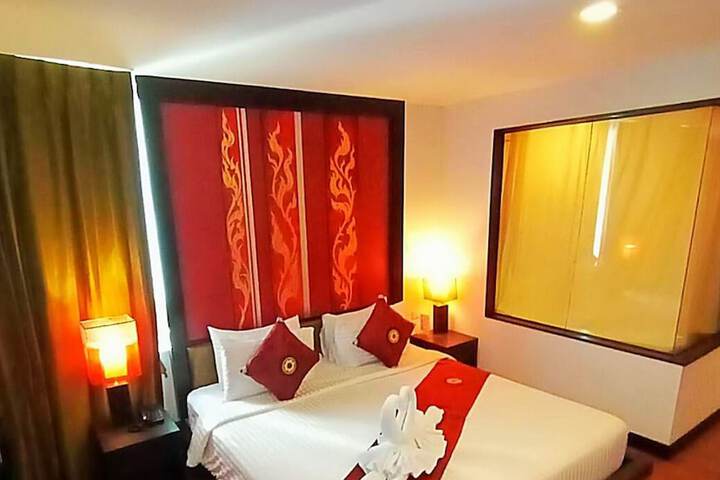 Room 26 of 241