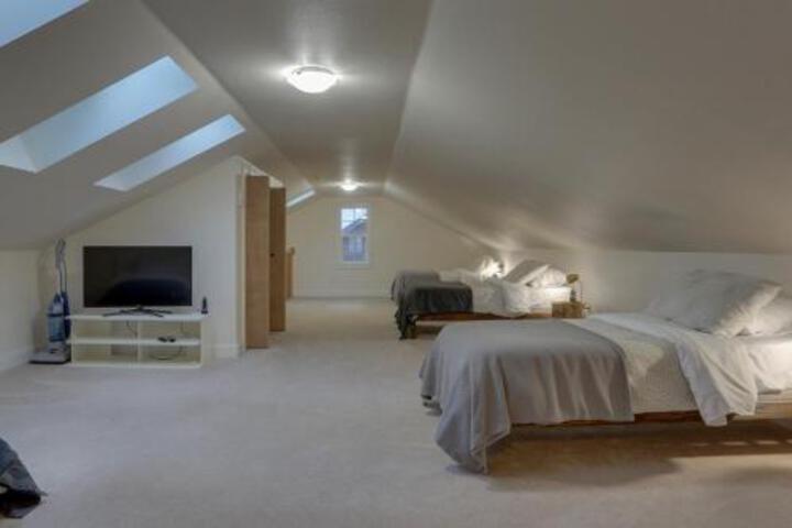 Barlow Bungalow