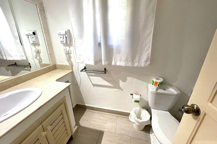 Room 216 of 267