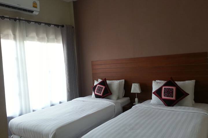 Room 13 of 52