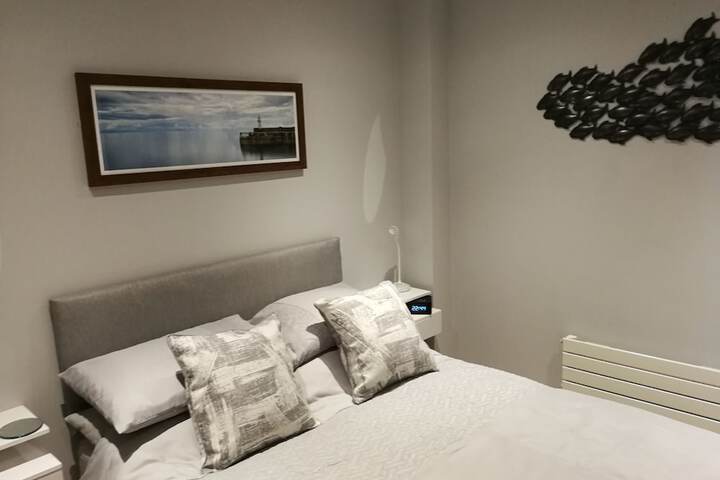 Room 10 of 15