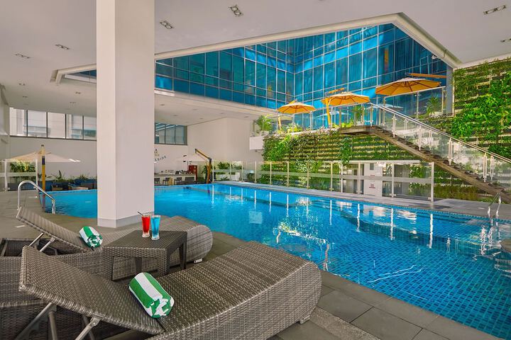Photo of Savoy Hotel Manila near Airport NAIA Terminal 3 MNL
