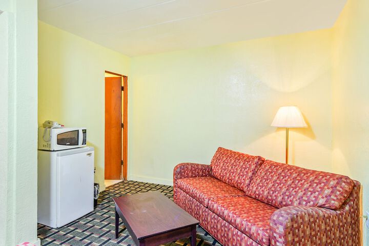 1 Bedroom Suite (1 of 10)
