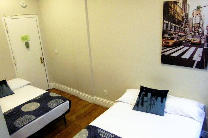 Room 12 of 69