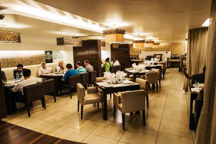 Dining Photos