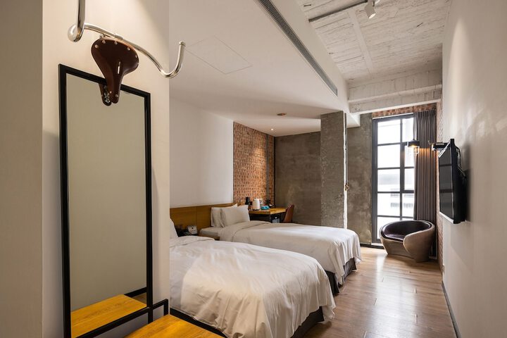 Room 78 of 151