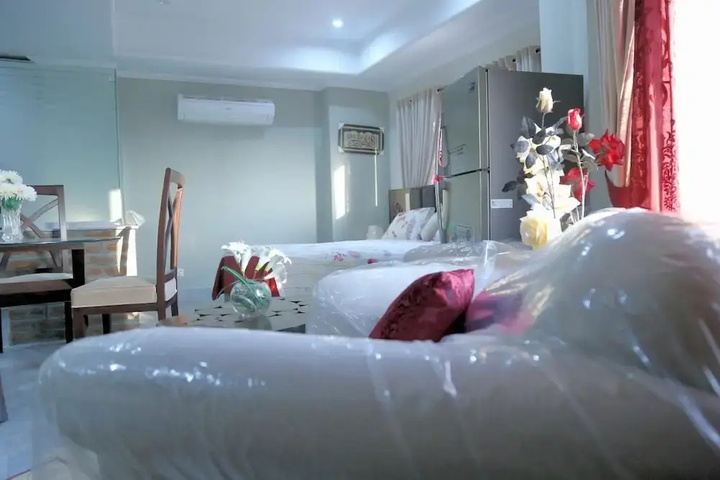 Room 3 of 13