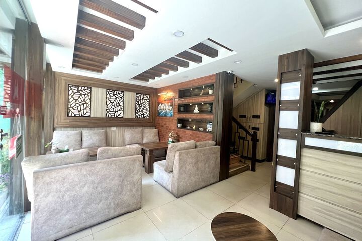 Room 16 of 45