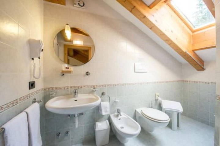 Clean Restrooms