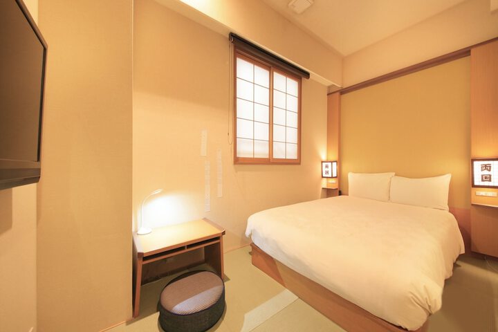 Room 10 of 57