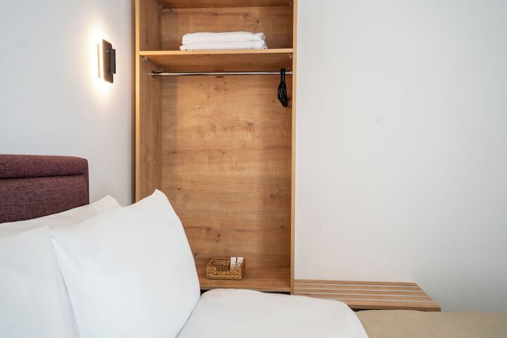 Room 40 of 57