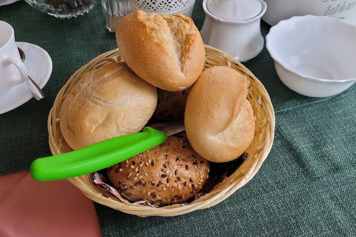 Breakfast/Coffee Service 30 of 65