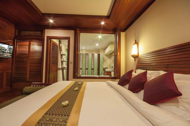Room 42 of 135