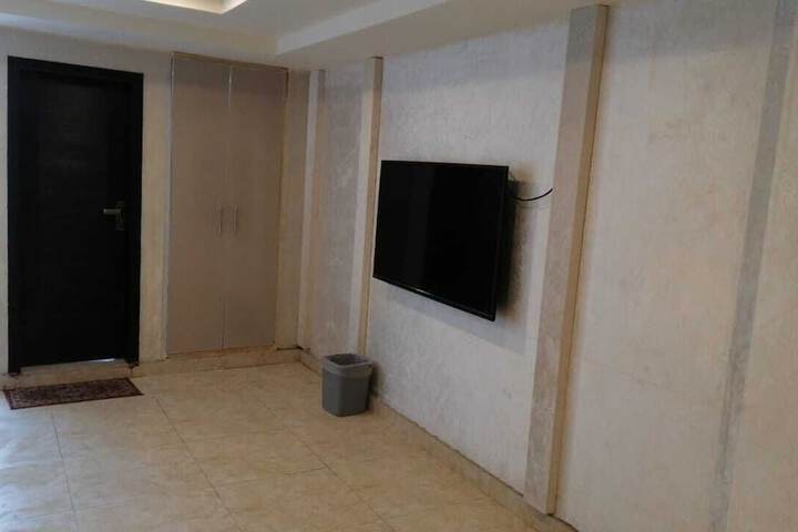 Room 19 of 57