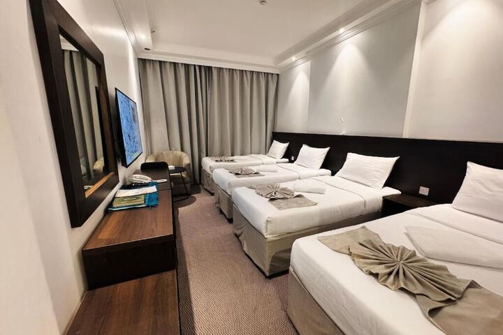 Room 20 of 39