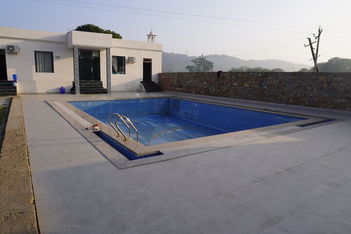 Pool 29 of 73