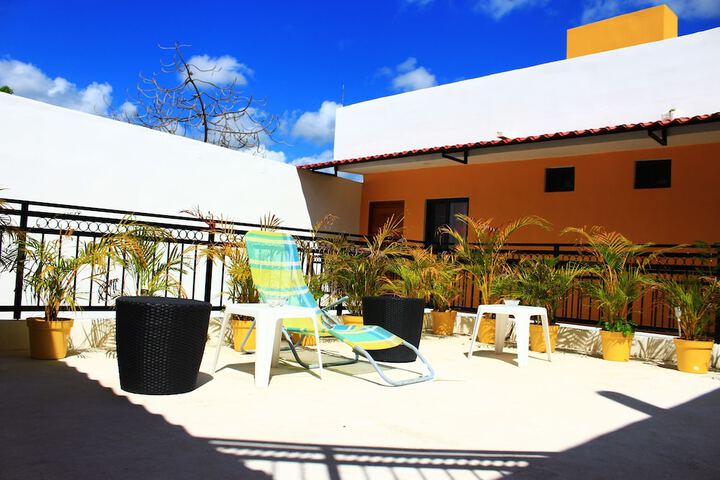 Hotel 2 of 33