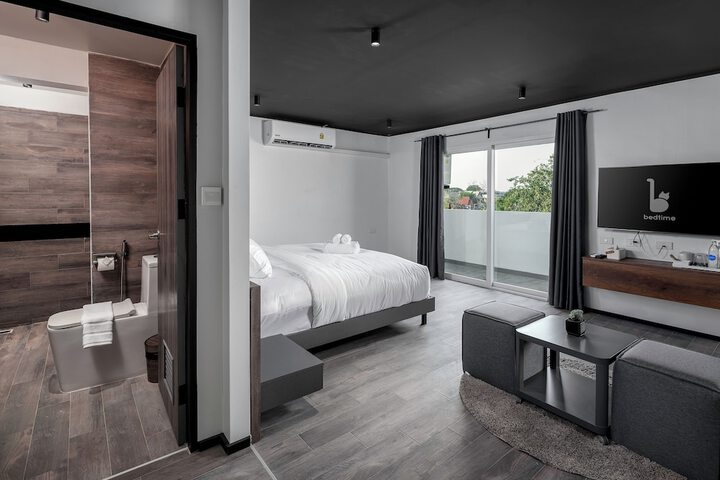 Room 25 of 56