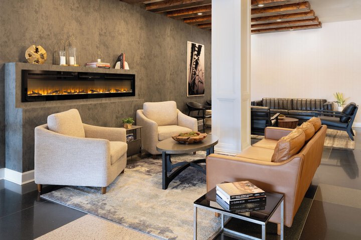 Guest Lobby