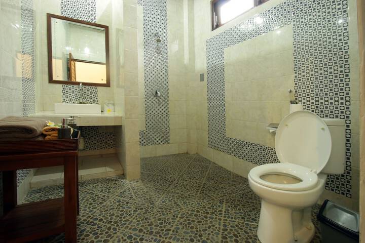 Room 158 of 213