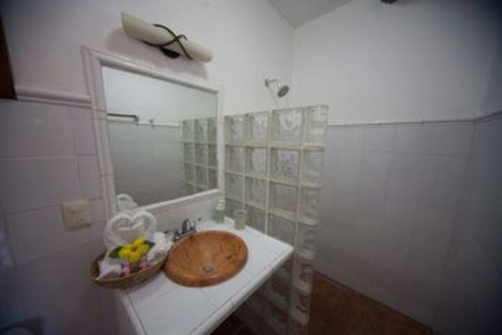 Room 19 of 110