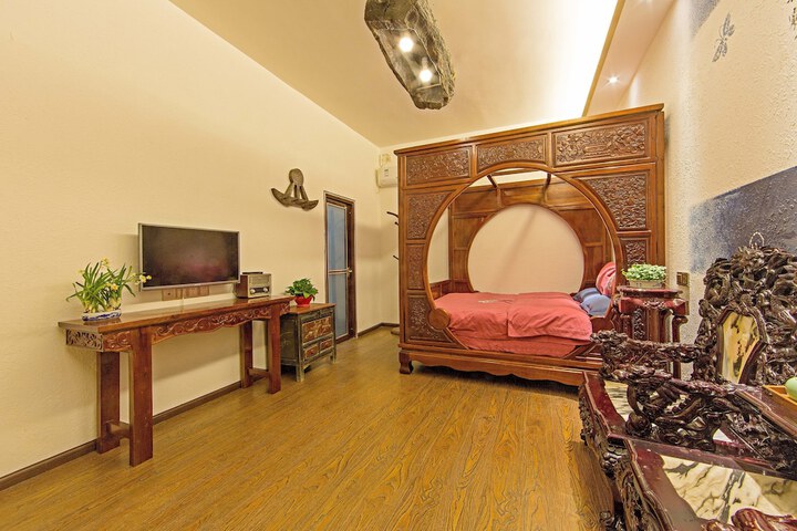 Room 38 of 108