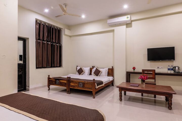 Room 17 of 140
