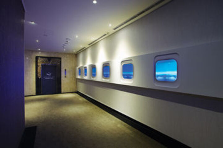 Ballroom/Hall 61 of 72