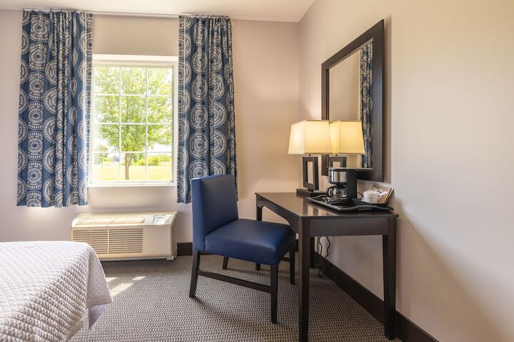 Deluxe Double Room (1 of 3)