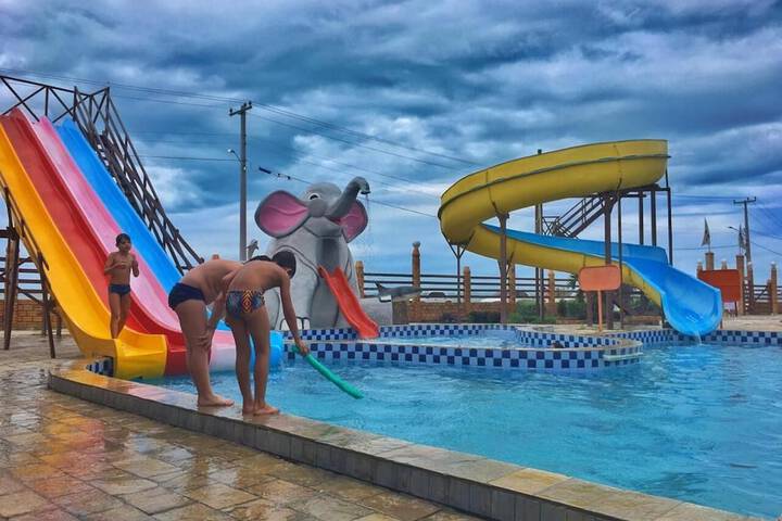 Pool 37 of 82