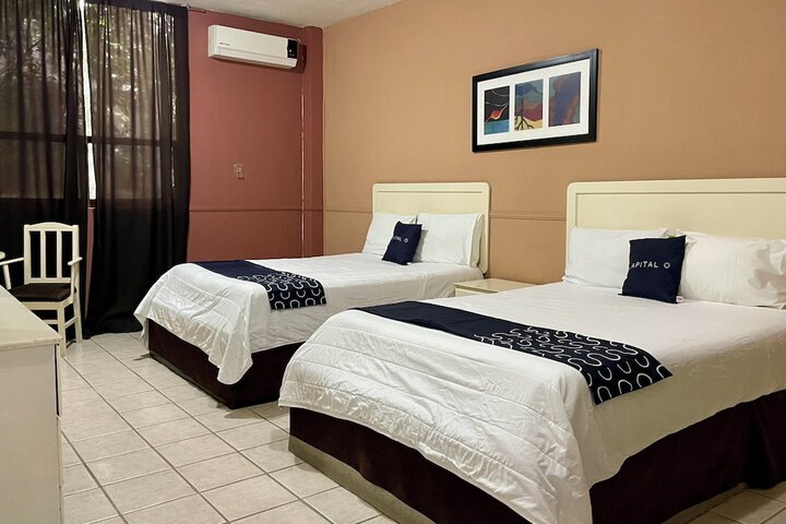 Room 26 of 40