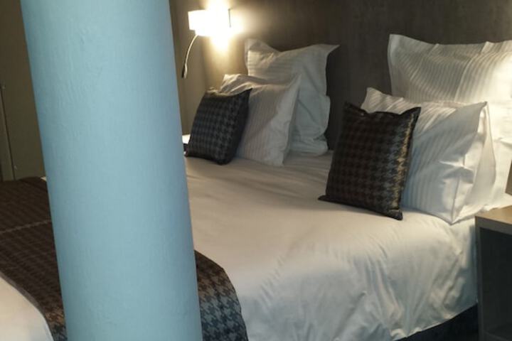 Room 2 of 55