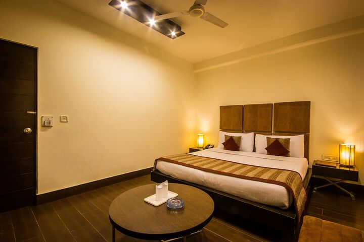 Room 14 of 52