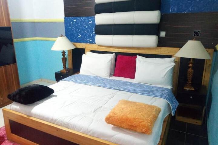 Room 16 of 23