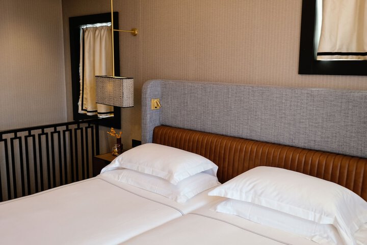 Room 20 of 131