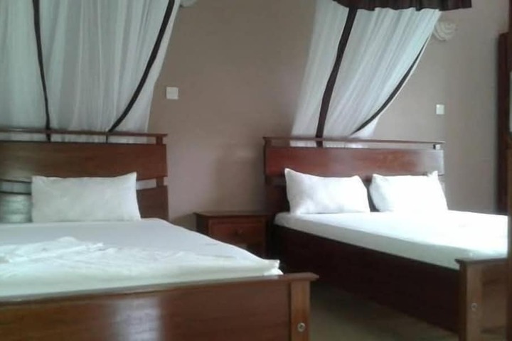 Room 22 of 39