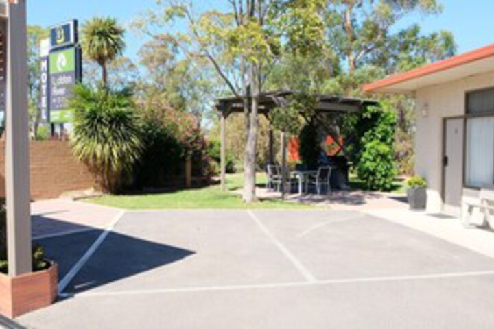 Property Grounds 124 of 144