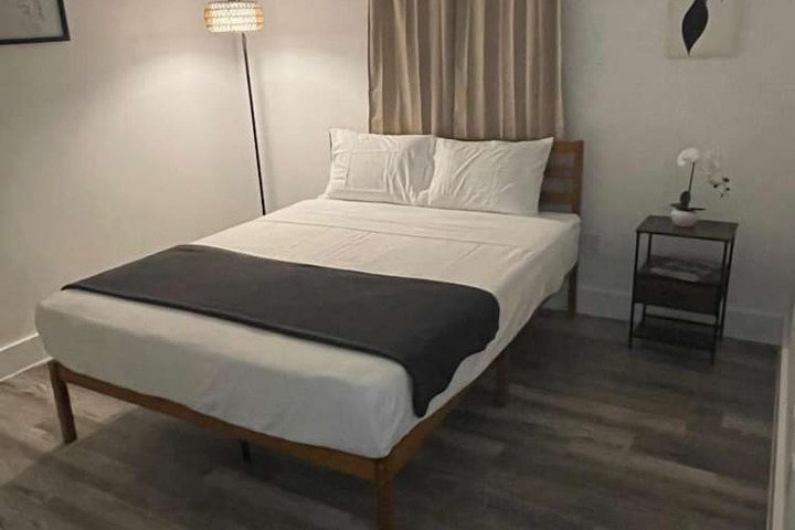 Room 12 of 29