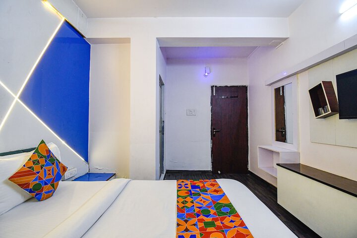 Room 20 of 33